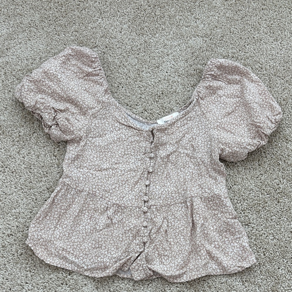 Women's Puff Sleeve Button-Down Top